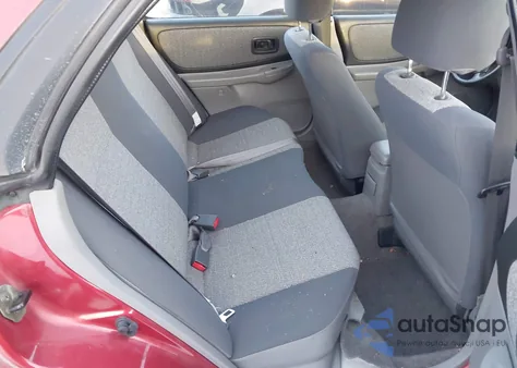 2000 Subaru Impreza L from USA, damaged, VIN JF1GC4356YH501787